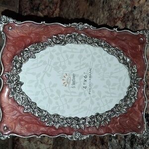 1 of a kind Vintage ,Victorian Silver and Mauve Rose Photo Frame